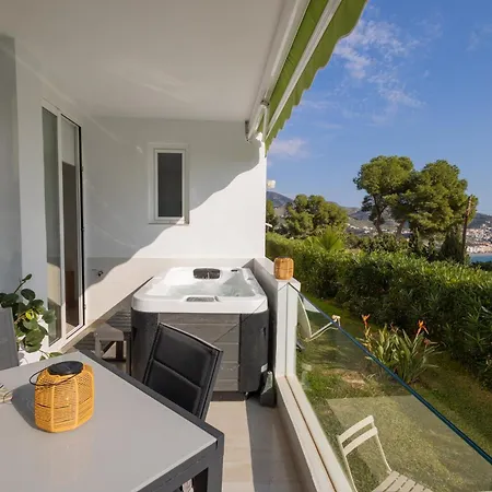 Apartmán Seaside Luxury Flat - Jacuzzi - Sauna - Sea View *